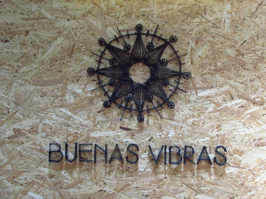 Buenas Vibras Montevideo Bagian luar foto