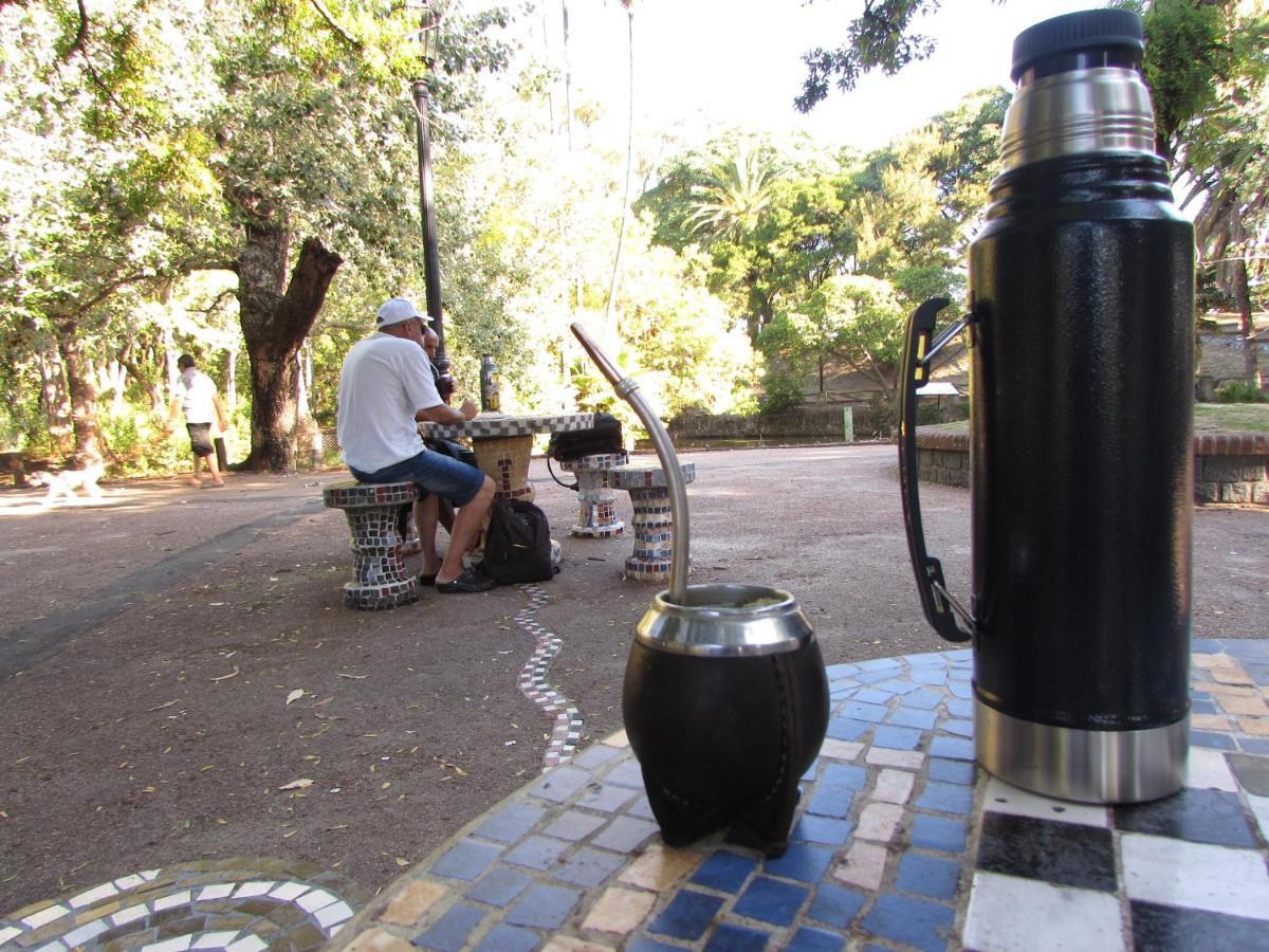 Buenas Vibras Montevideo Bagian luar foto